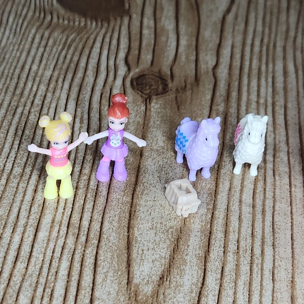 Polly Pocket Micro Lama‎ Music Party Compact Wristlet